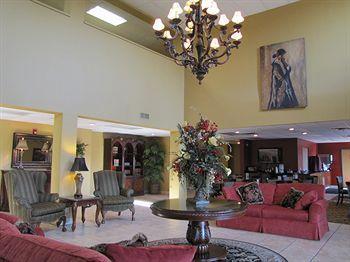 Chisholm Suite Hotel Duncan Екстер'єр фото